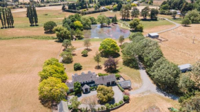 Clarendon Estate - Masterton Holiday Home